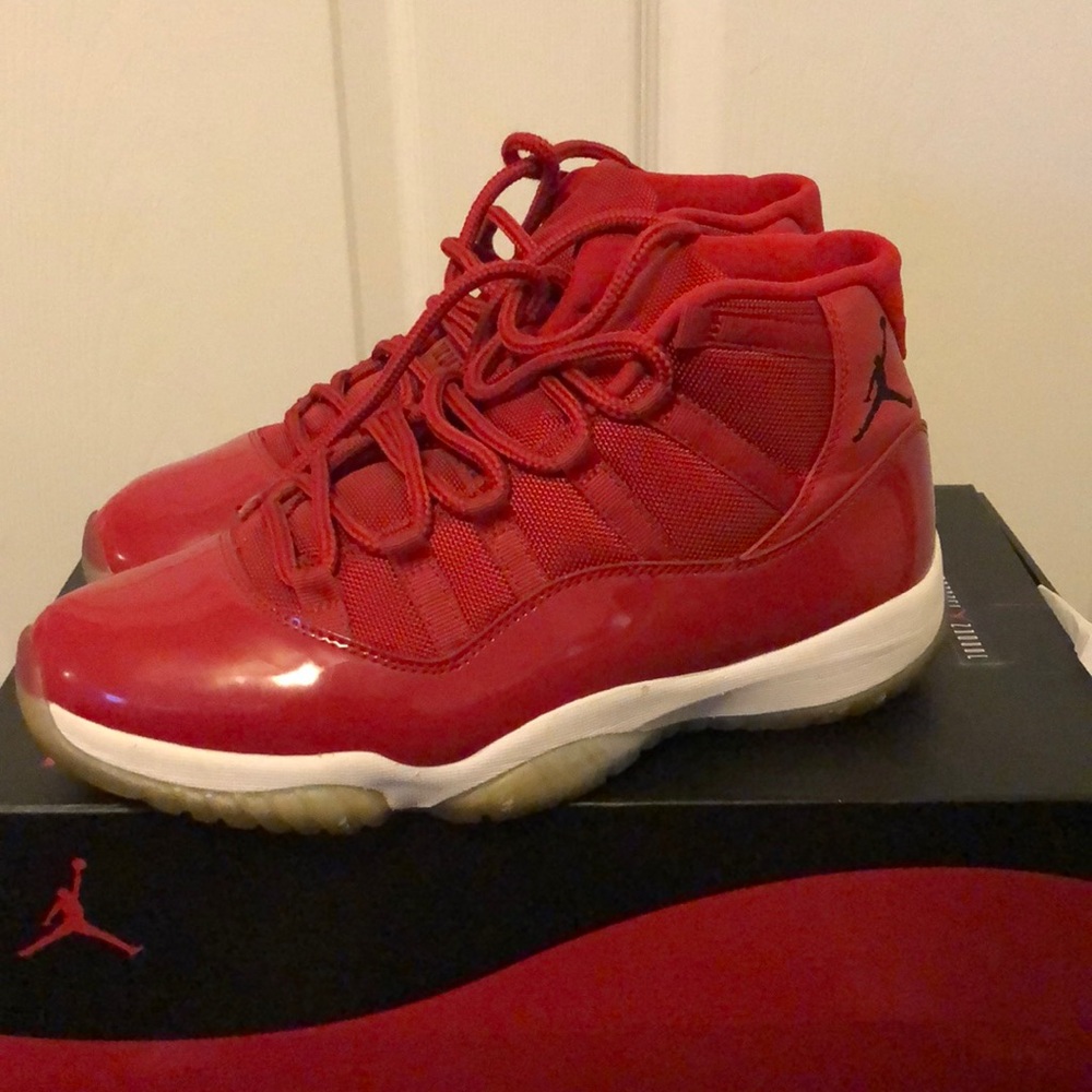 Vintage Jordan Retro 11